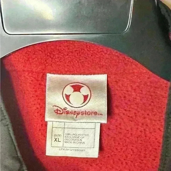 Disney Mickey Mouse Adult Fleece Jacket Size XL Red and Black Zip Up - Picture 9 of 11